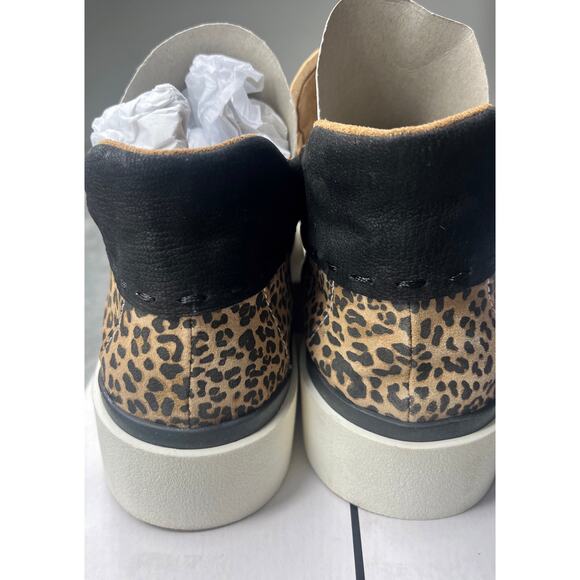 Dolce Vita Women's Vinni Sneaker Size 9
New‎ in Box - Picture 4 of 5